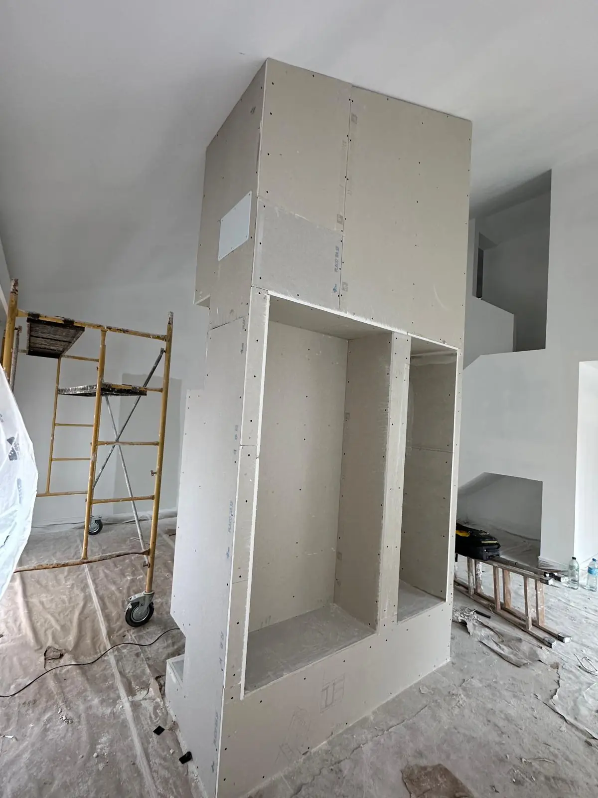 Mueble de obra con hornacinas: muebles y hornacinas de pladur en vivienda. Obra de Docaplac